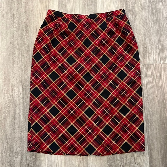 Kasper Dresses & Skirts - Kasper lined pencil skirt, EUC